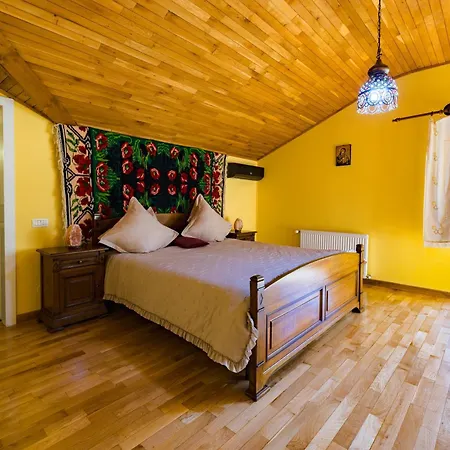 Apartment Azure In Downtown - Free Parking Brasov