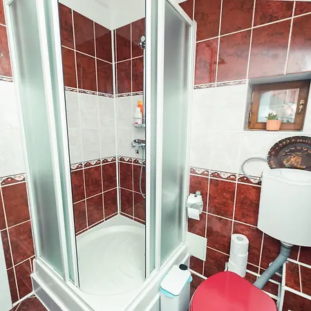 Sfizioso Boutique - Free Parking