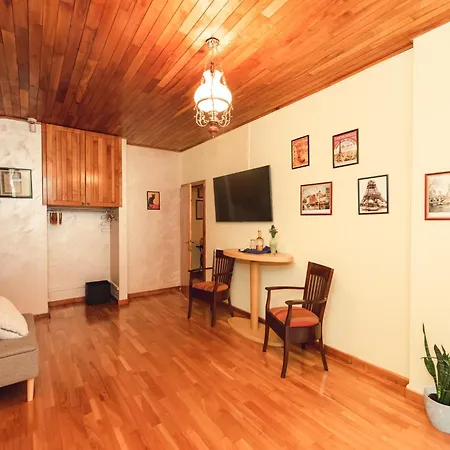 Sfizioso Boutique - Free Parking *