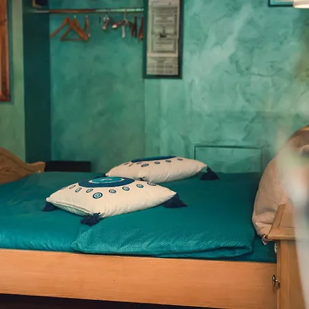 Sfizioso Boutique - Free Parking