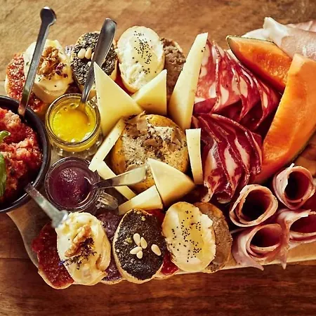 Sfizioso Boutique & Culinary Experience *