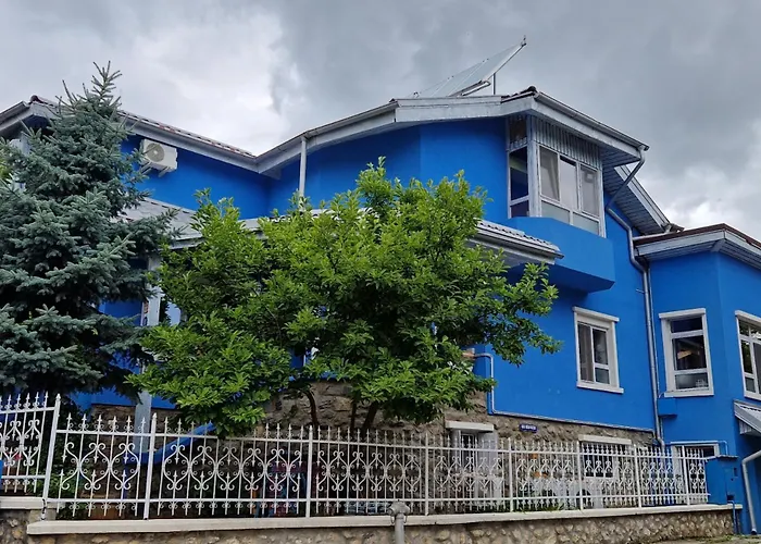 Sfizioso Boutique - Free Parking