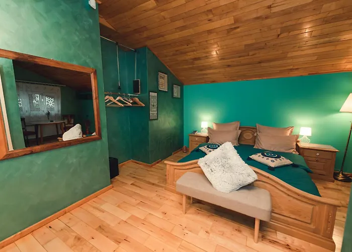 Sfizioso Boutique - Free Parking Brasov