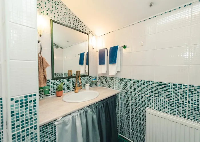 Sfizioso Boutique - Free Parking *